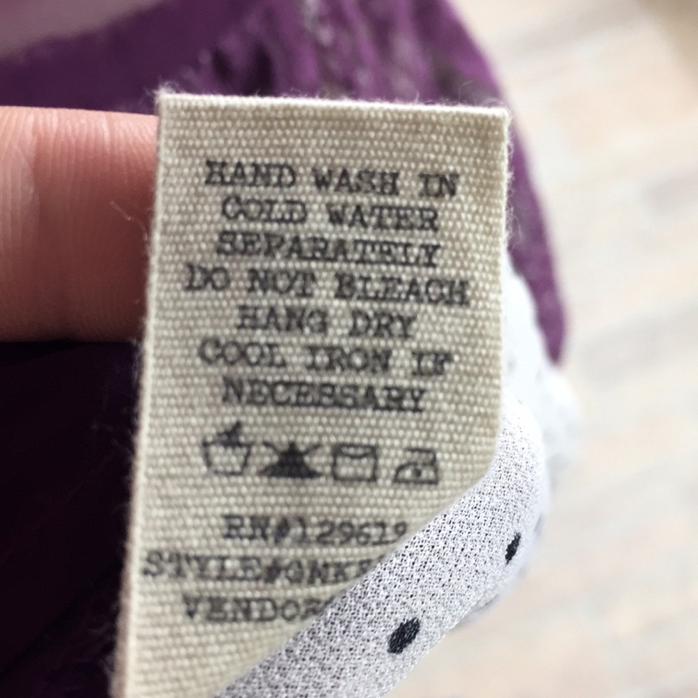 Gimmicks small lavender vest - Picture 4 of 5